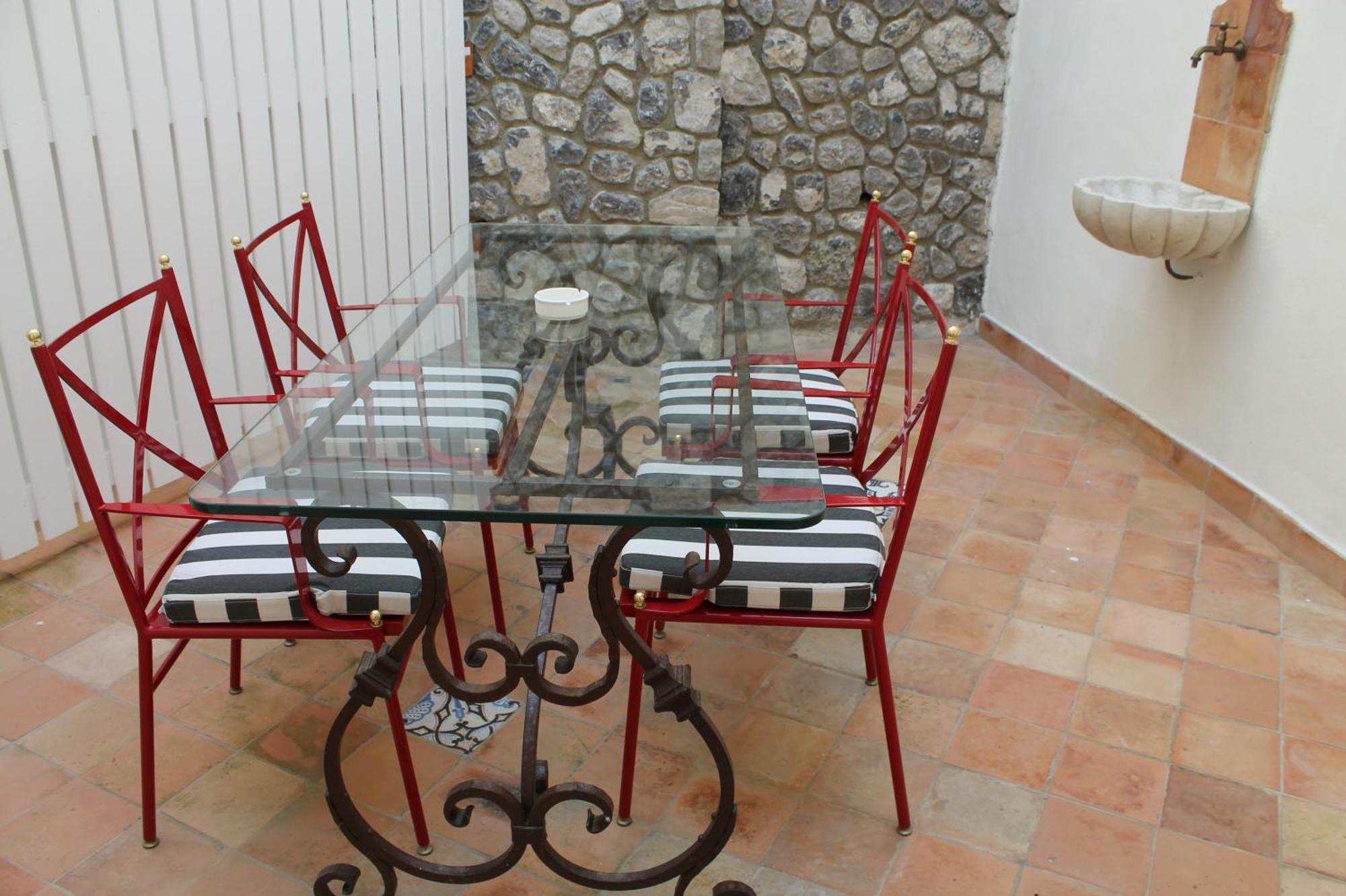 Diecisedici Guest house