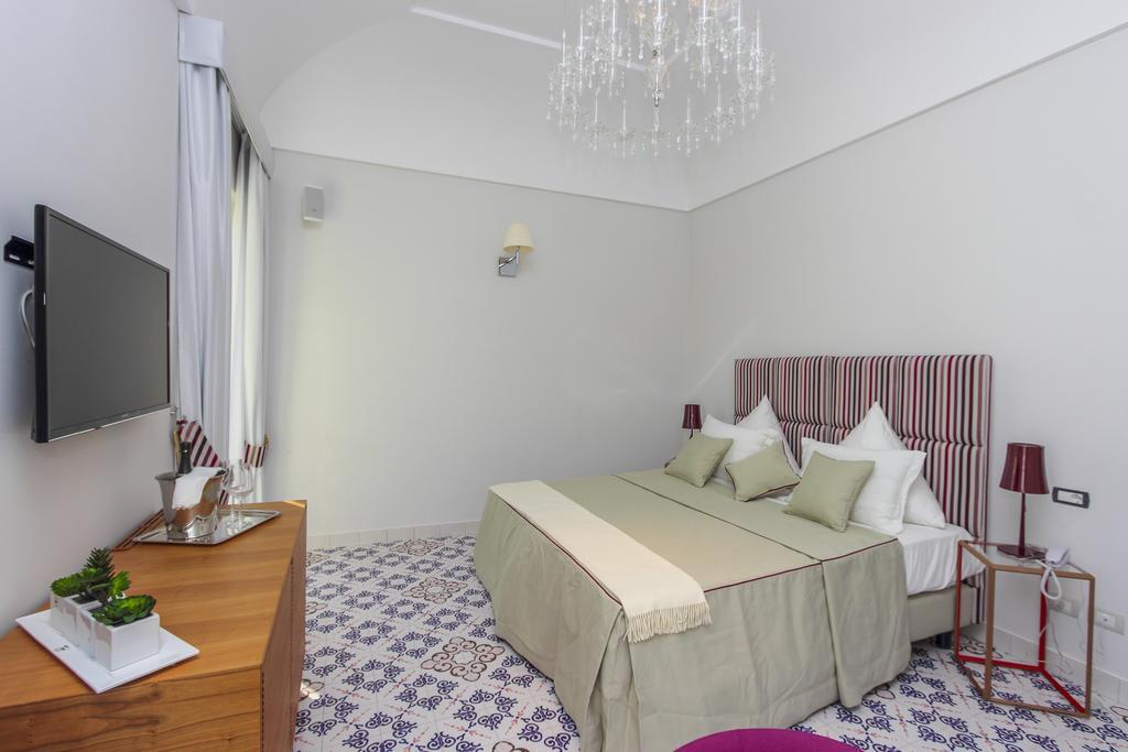 Guest house Diecisedici Amalfi
