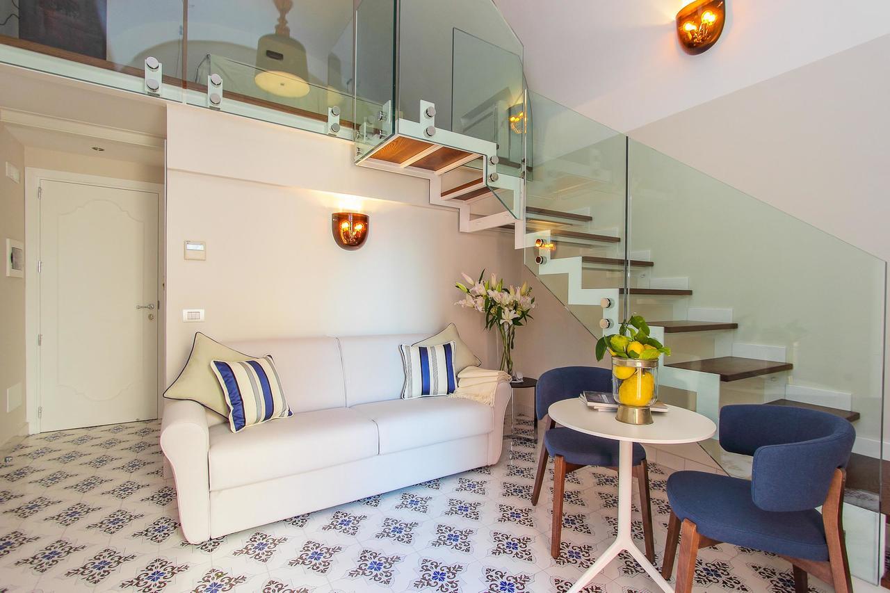 Guest house Diecisedici