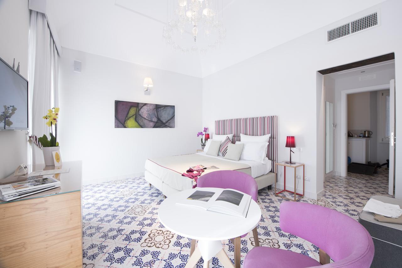 Guest house Diecisedici