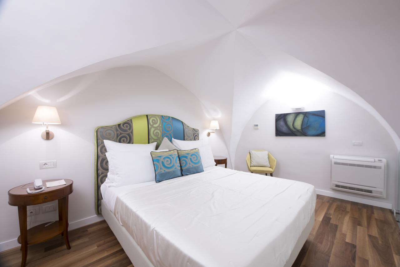 Guest house Diecisedici