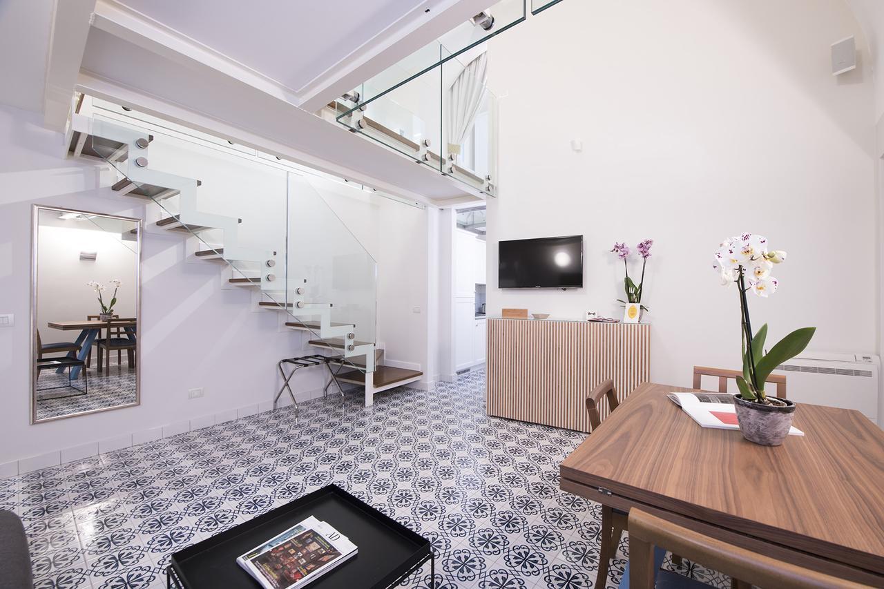Guest house Diecisedici 3*